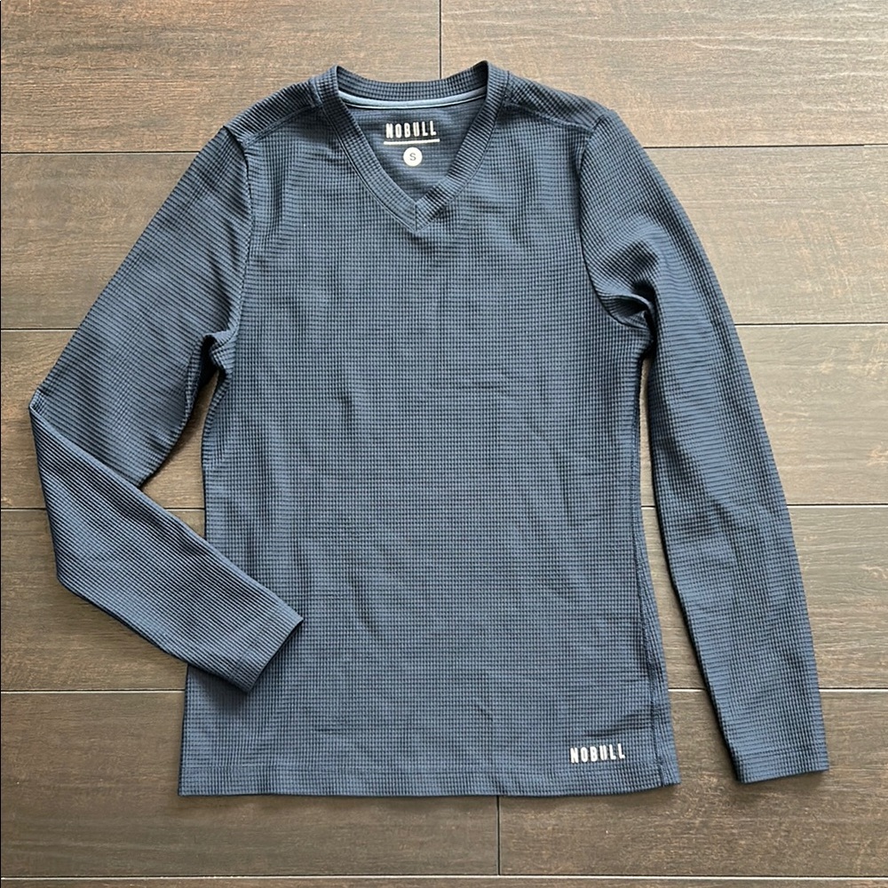 NOBULL waffle long sleeve shirt size S. Navy blue.